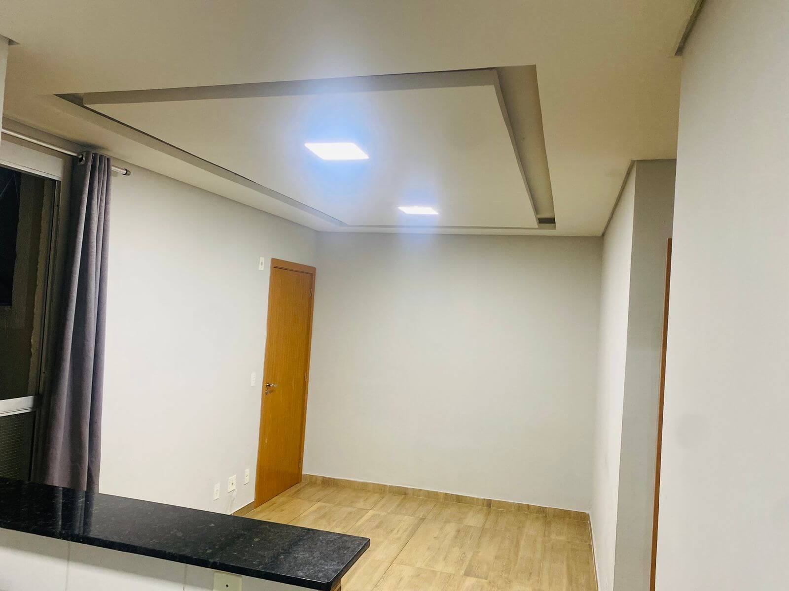 Apartamento com 2 dormitórios à venda, por R$215.000,00 - Solar dos Pássaros - Salto - SP  