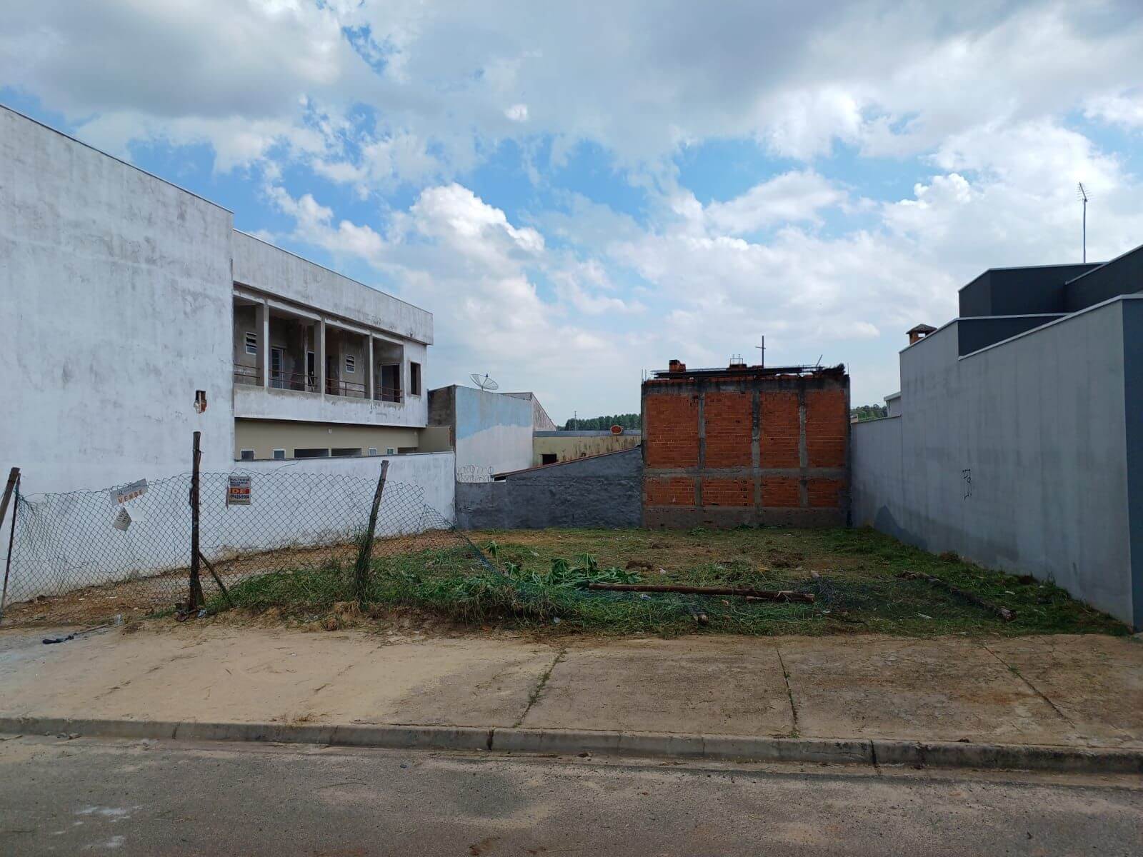 2 LOTES NO JARDIM PAULISTA II  CADA  UM POR R$250.000,00
