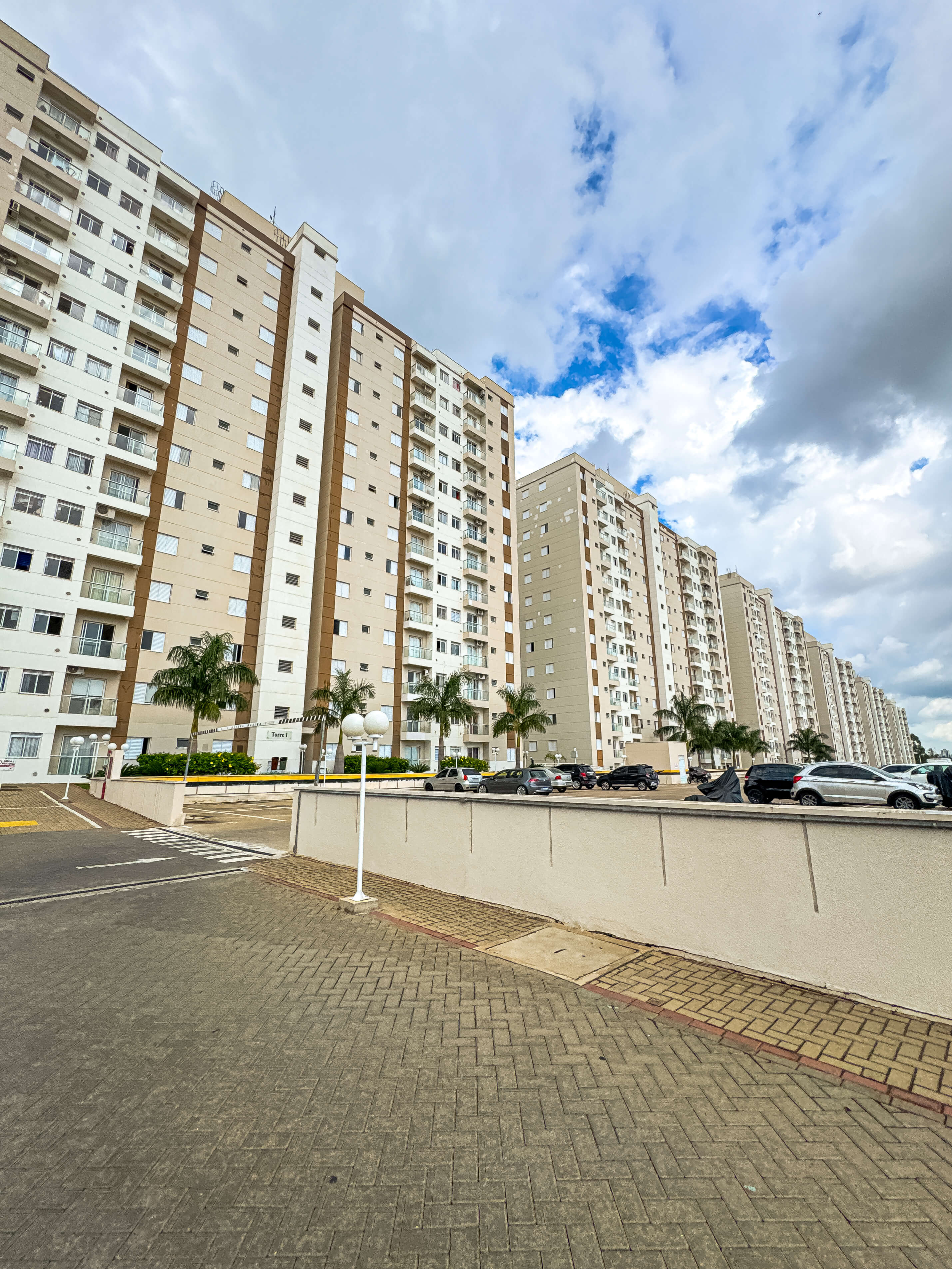 APARTAMENTO À VENDA NO VILLA HELVETIA POR R$405.000,00