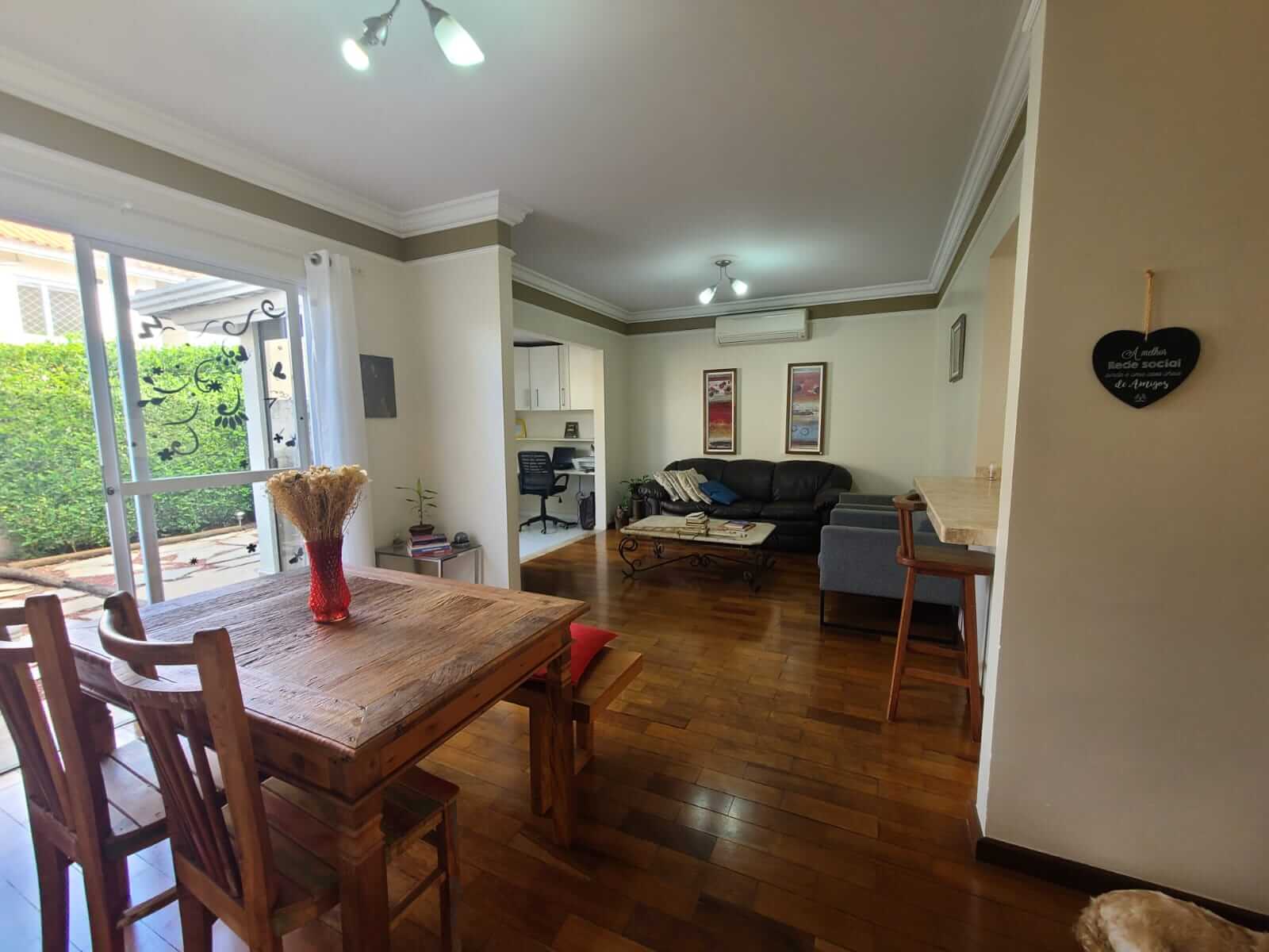 Casa a venda no Condomínio Village por $850.000,00 - Indaiatuba-SP