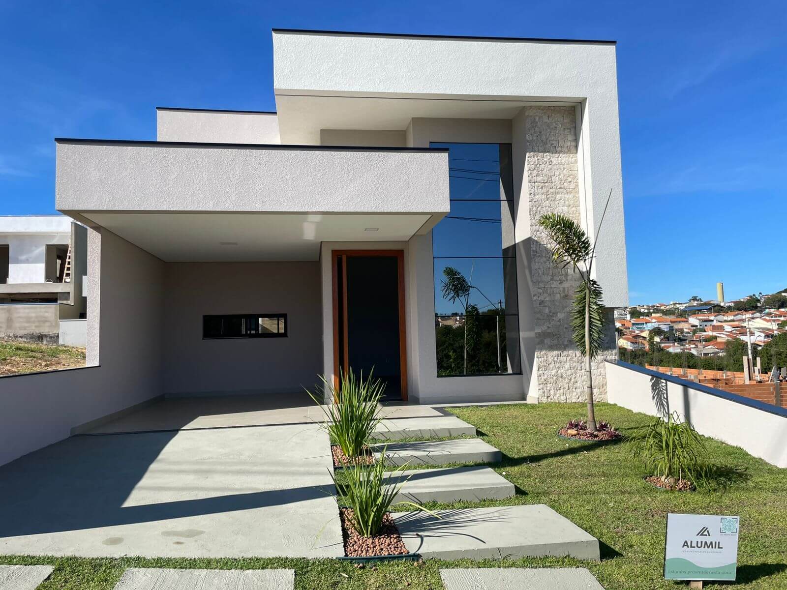 CASA TÉRREA À VENDA NO RESIDENCIAL PARK VISTA REAL R$1.325.000,00